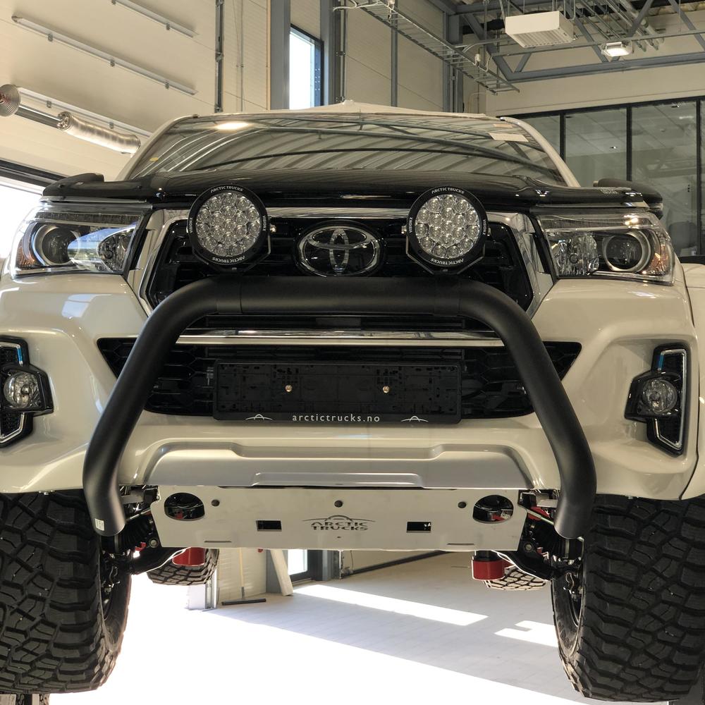 IMG_1107 Rival skliplate med Arctic Trucks logo (del1)