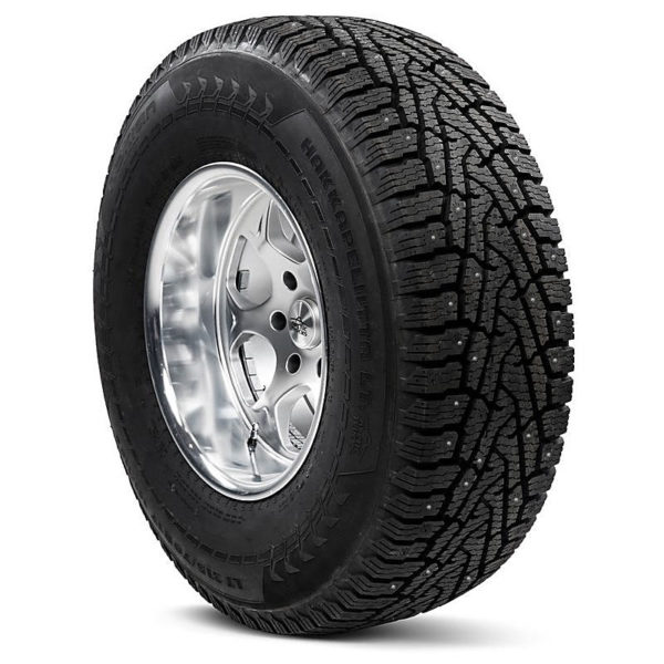 35 Nokian Hakkapeliitta LT3 (pigg)