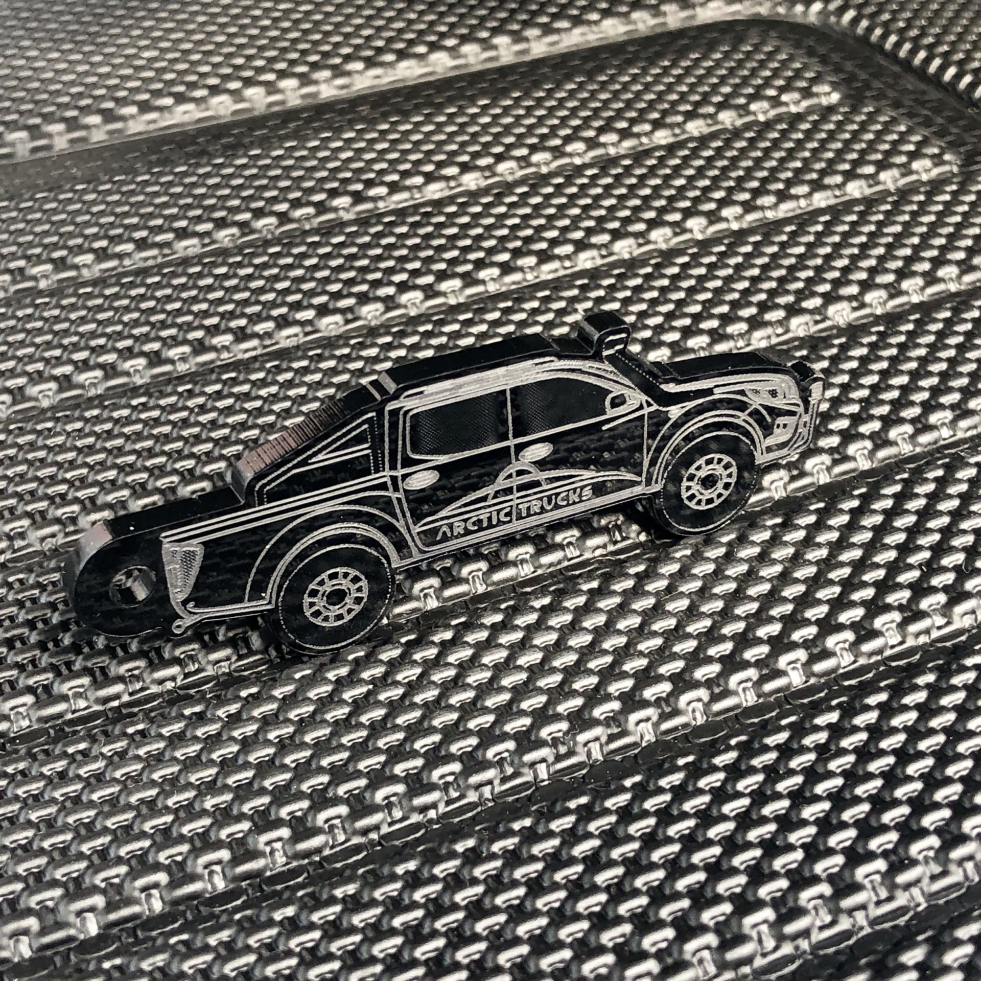 PRO104_01 Nøkkelring Isuzu D-Max