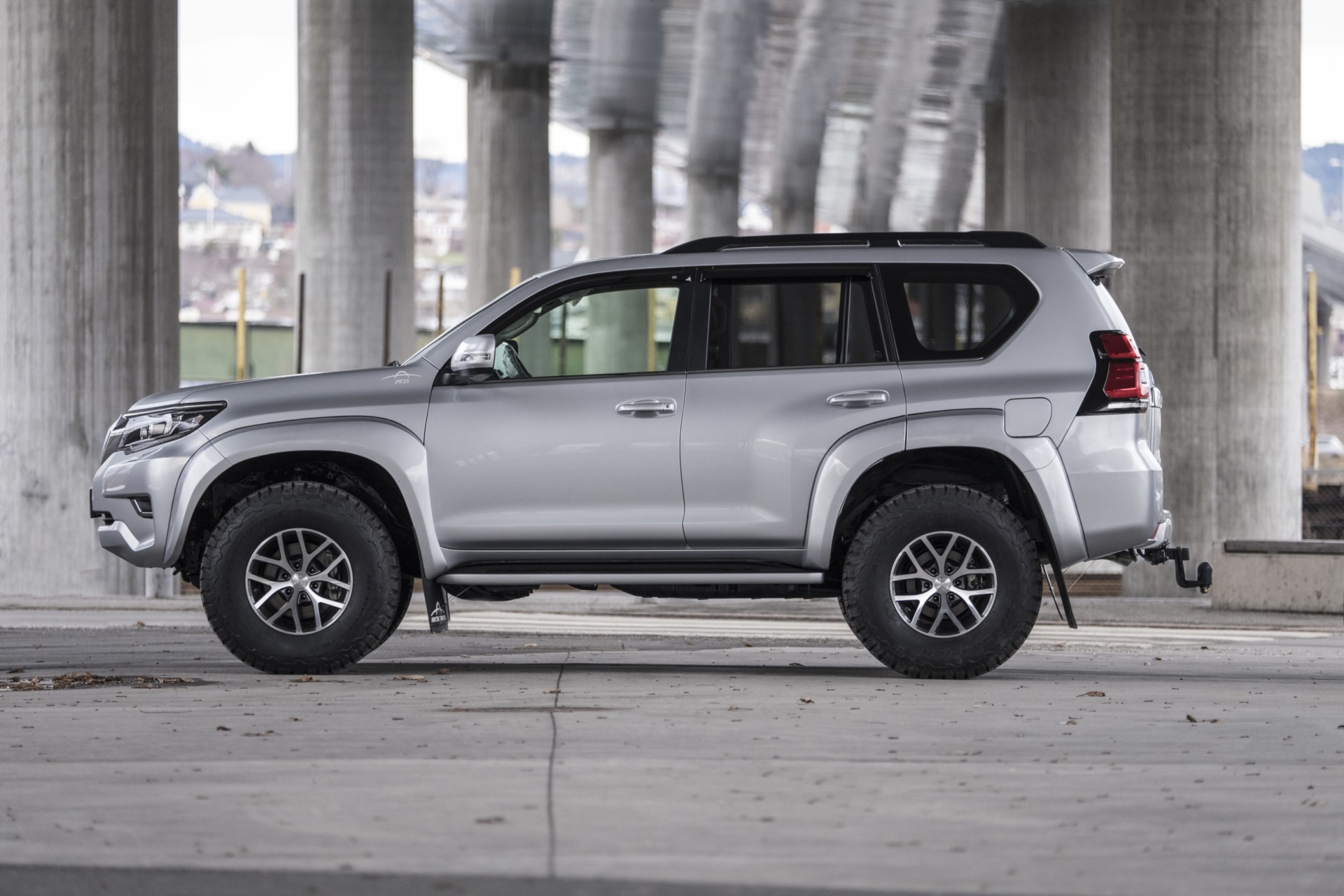 Toyota LandCruiser 150 AT35